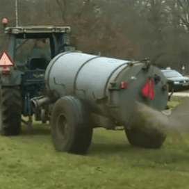 Friese boer beboet voor bovengronds uitrijden