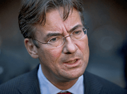 Verhagen: korting gasrekening stelt weinig voor