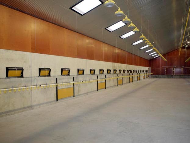 De waterlijn is voorzien van Sparknippels van <a href="http://www.roxell.com/">Roxell</a> en heeft een automatisch doorspoelsysteem.