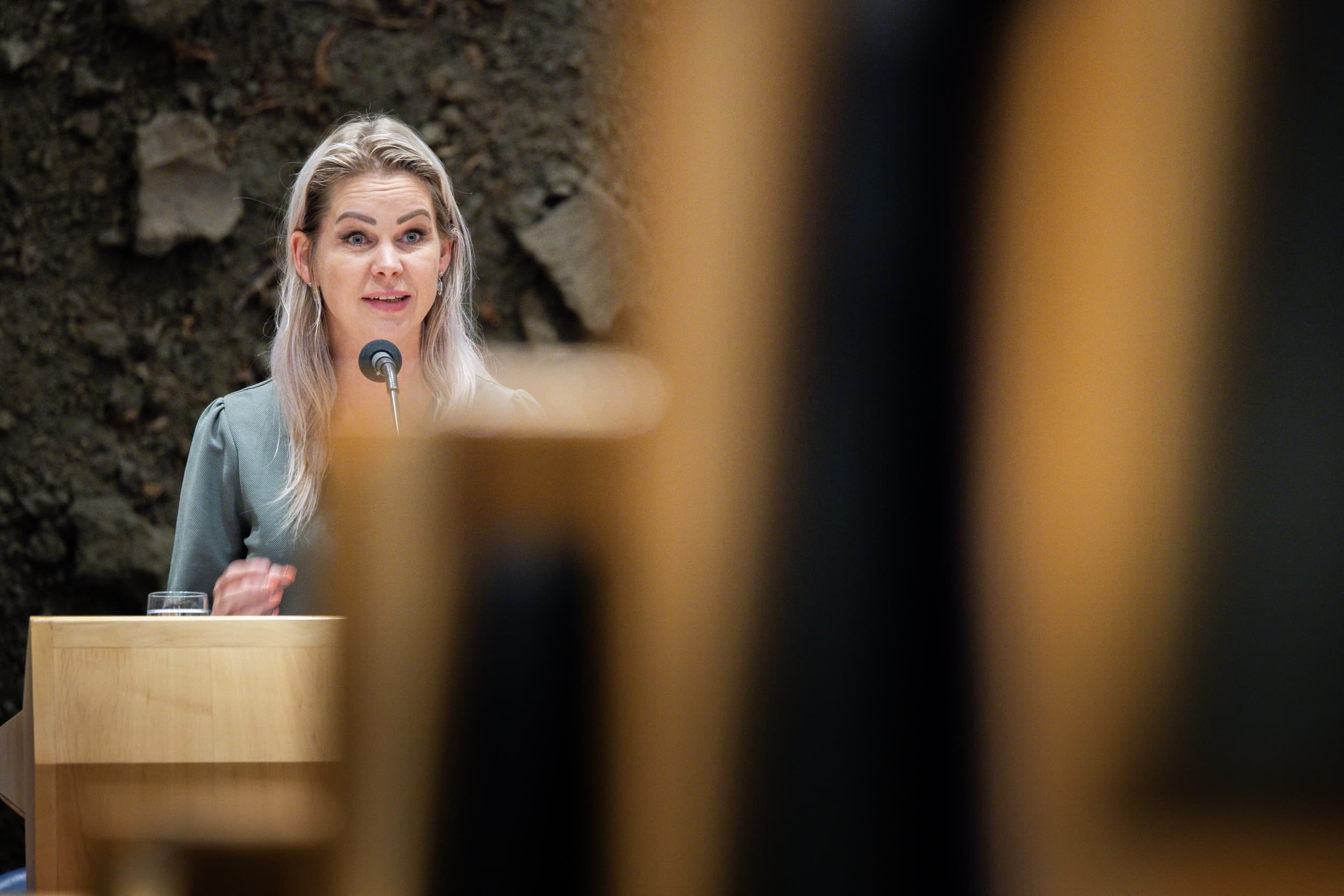Minister Femke Wiersma wil het oordeel van het Ctgb afwachten voordat zij besluit over het al dan niet beperken van glyfosaatgebruik. Foto: ANP