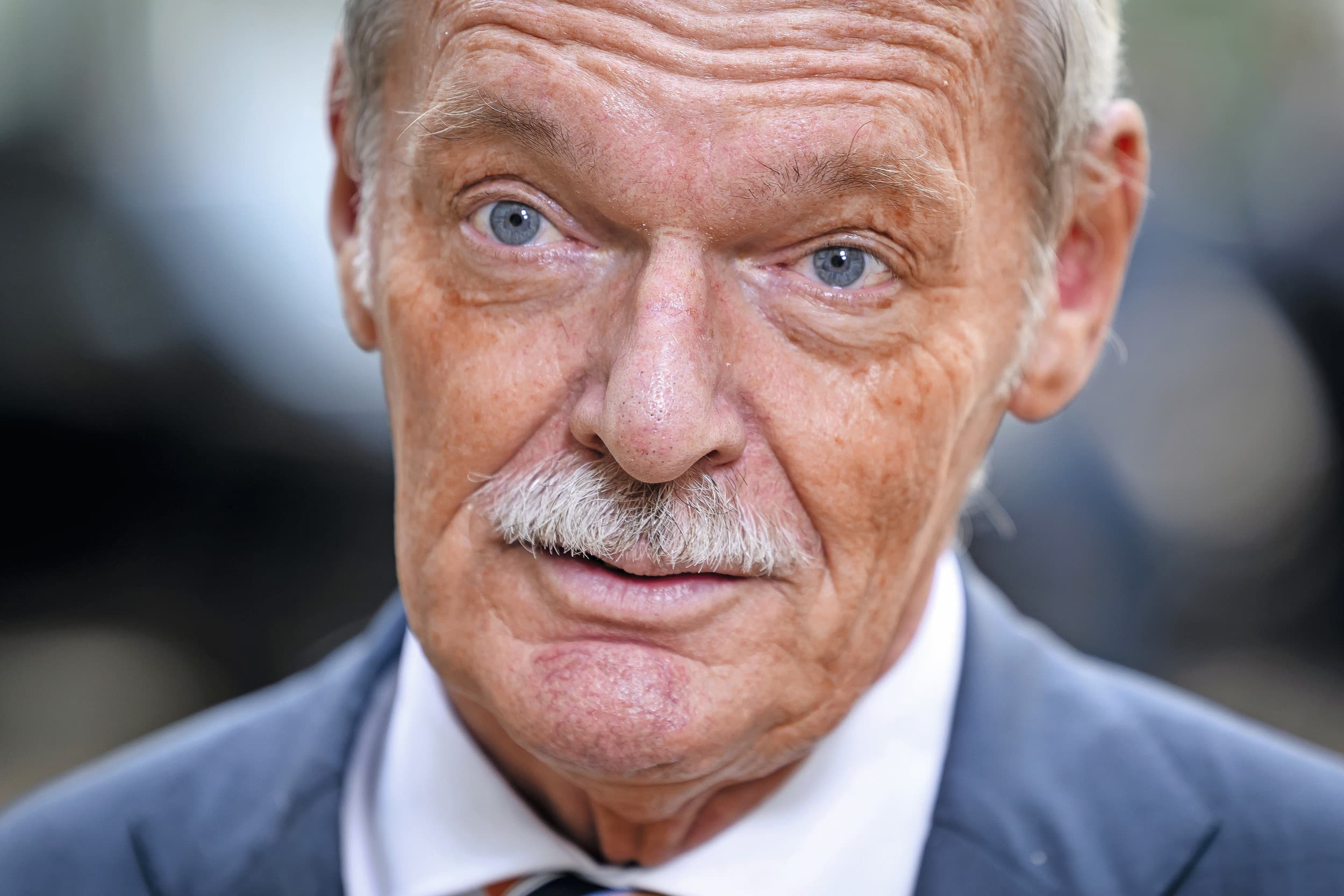 Rummenie landbouwplannen pauzeren