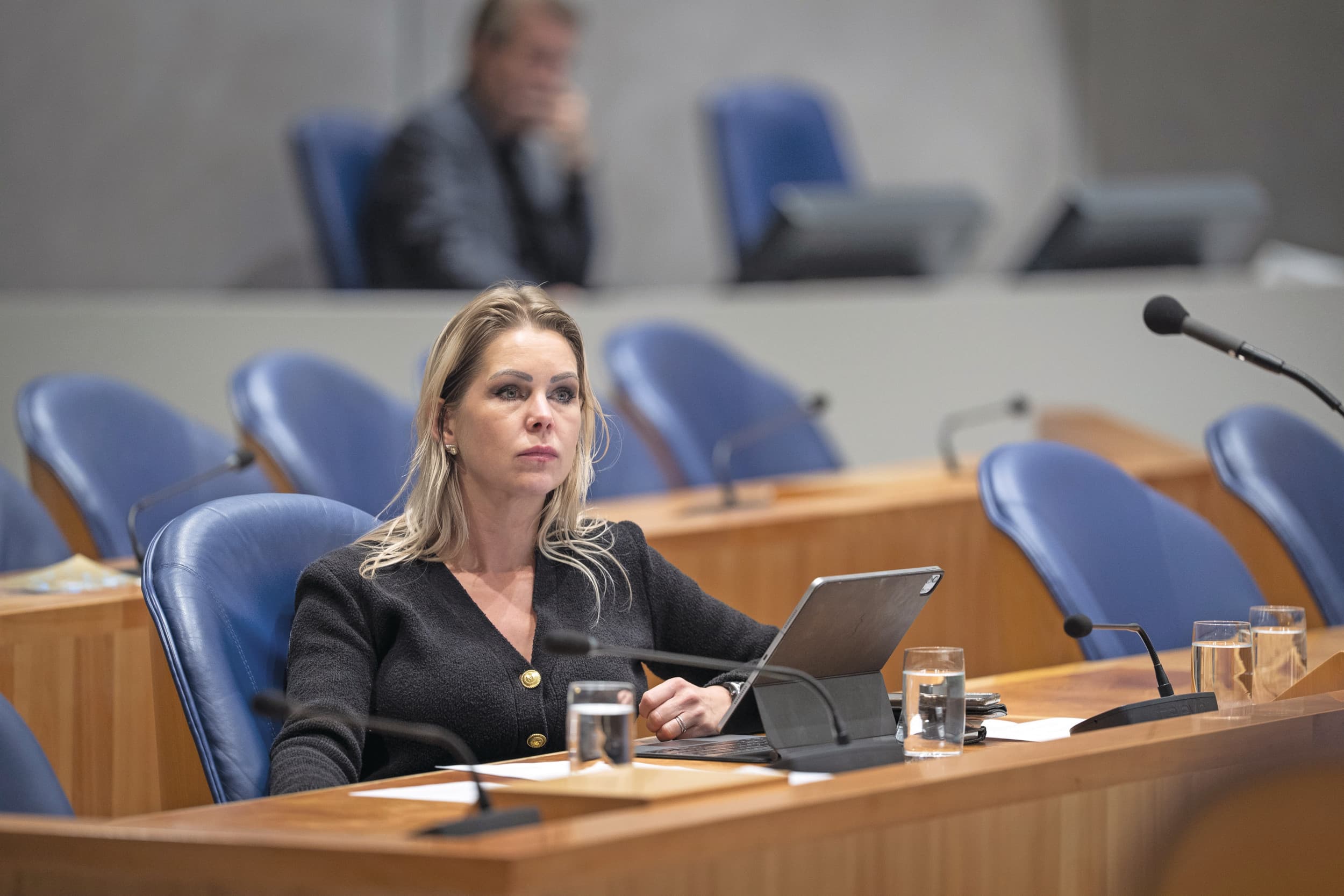 Minister Femke Wiersma zet hoog in op de invoering van de rekenkundige ondergrens. Volgens hoogleraar Arthur Petersen moet die ondergrens in de praktijk echter niet 1 mol zijn, maar 0,5 mol. Foto: ANP