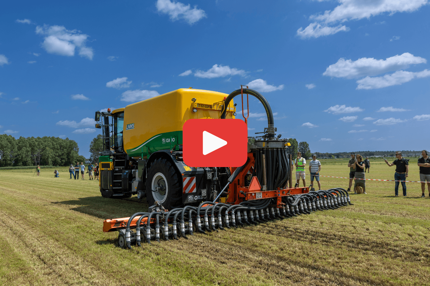 De Vredo VT 5536 zelfrijder i.c.m. Profi DV H 12 meter zodenbemester. Foto: Mark Pasveer