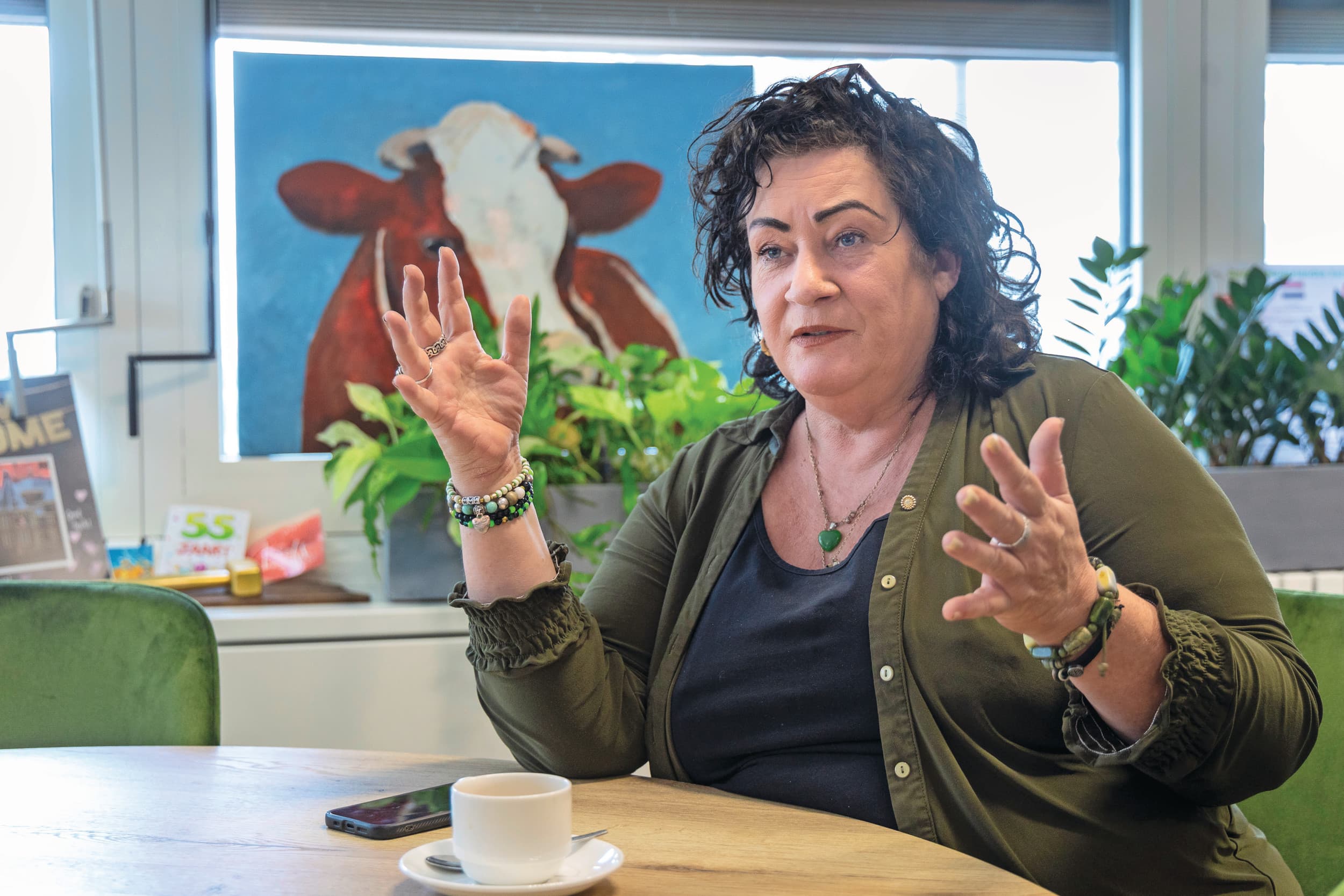 Caroline van Caroline van der Plas BBB dierenextremismeder Plas vindt dat minister David van Weel de dreiging van dierenextremisten serieus moet nemen. Foto: Koos Groenewold.