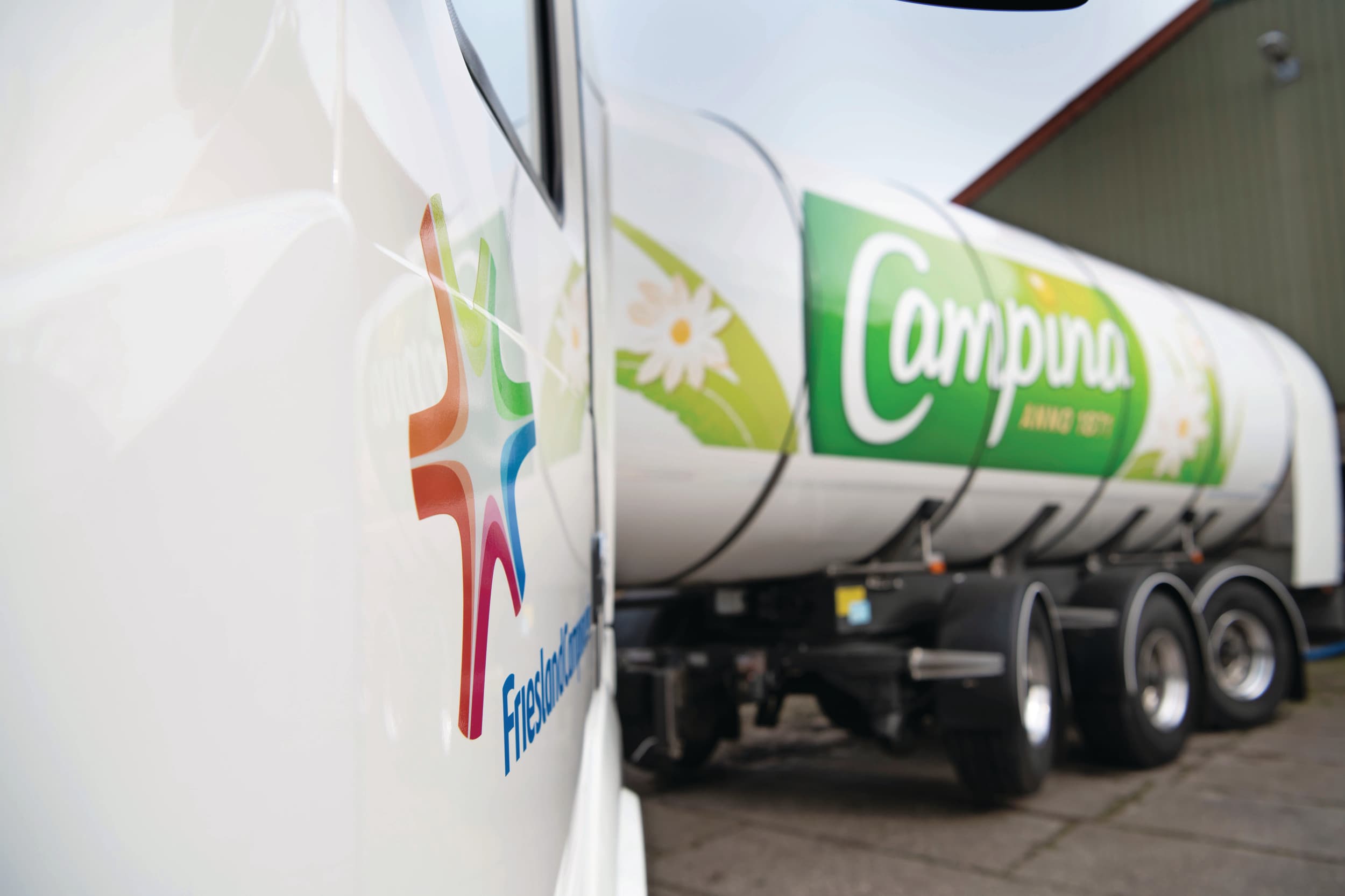 Meer omzet, meer winst maar geen interim-nabetaling. FrieslandCampina reserveert daarvoor €2,24 per 100 kilo ledenmelk. Foto: Mark Pasveer