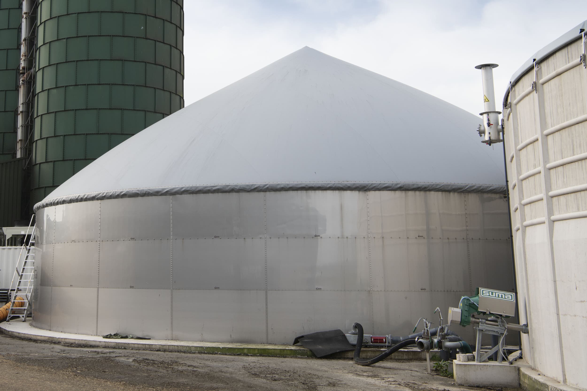 Een monovergister, foto ter illustratie. Aanzuren van mest met melasse verlaagt emissies met 90% en verdubbelt gasproductie in vergister, blijkt uit onderzoek van NMI. Foto: Mark Pasveer