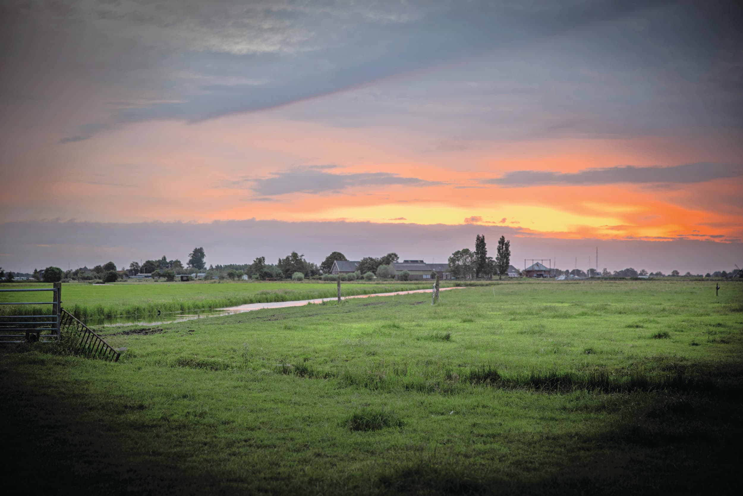 De aantrekkelijkheid van een landschap is moeilijk meetbaar, maar Natuur & Milieu zou breder moeten kijken dan naar meetbare technische en financiële efficiëntie: ook naar water, netto-impacts en het landschap. Foto: Peter Roek