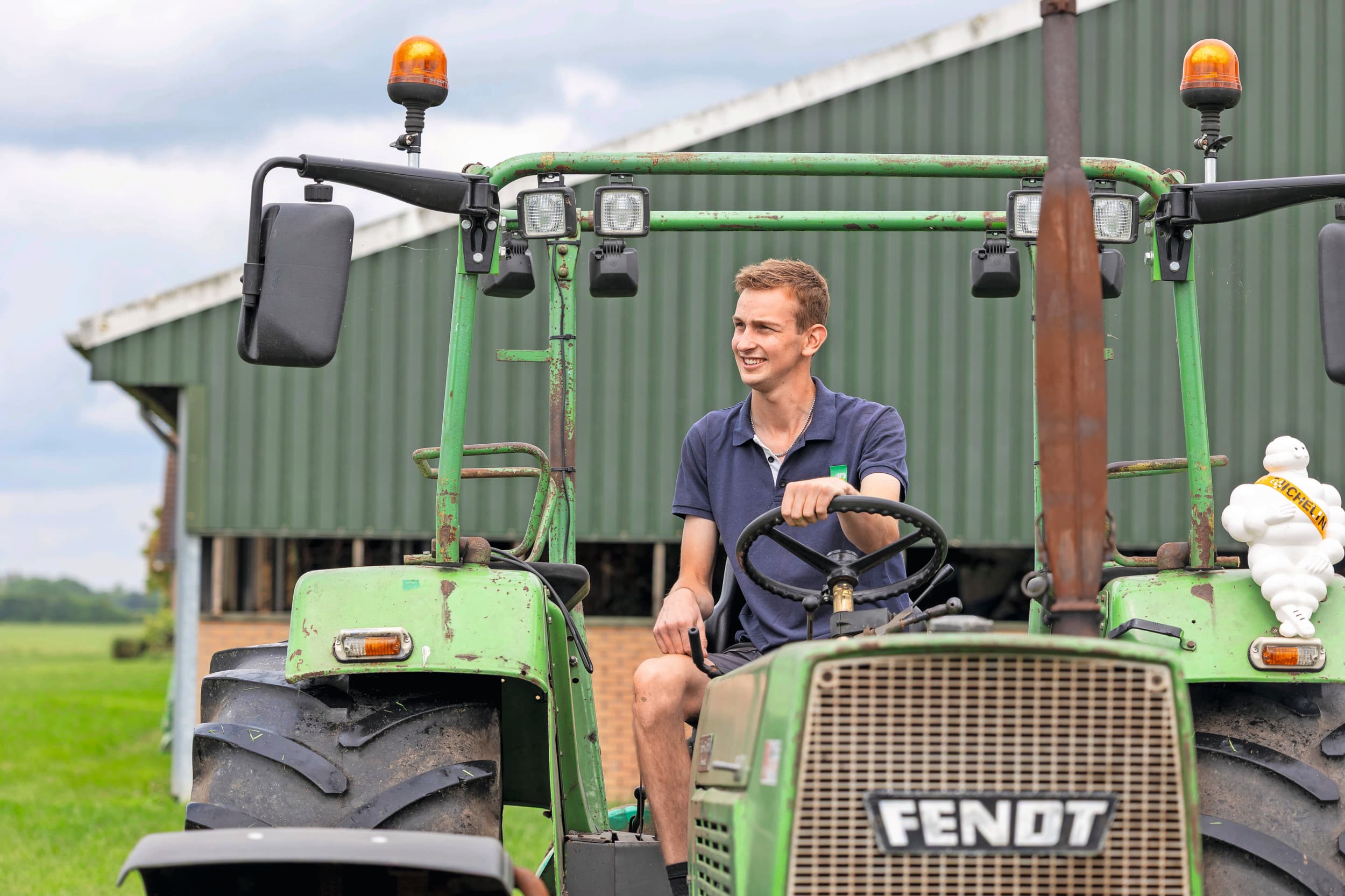Stijn de Wit is een liefhebber van trekkertrek. Hij heeft een Fendt Favorit 611S uit 1973 gekocht en gaat die opknappen om volgend jaar zelf mee te doen. Foto's: Herbert Wiggerman