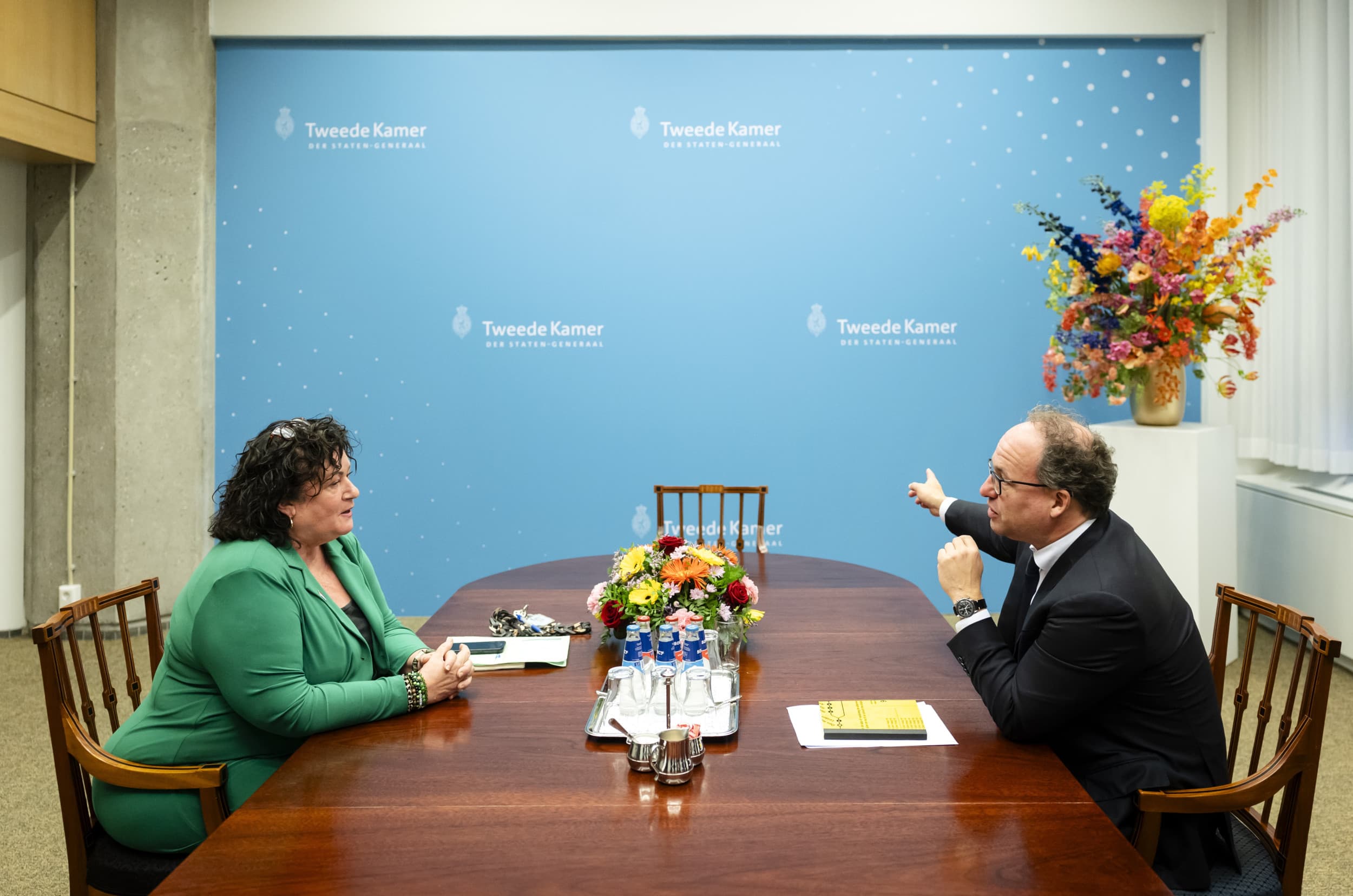 Caroline van der Plas (BBB) arriveert bij verkenner Wouter Koolmees voor het eerste gesprek (5 november) over de kabinetsformatie. De BBB kiest deze keer voor een rol in de oppositie. Foto: ANP