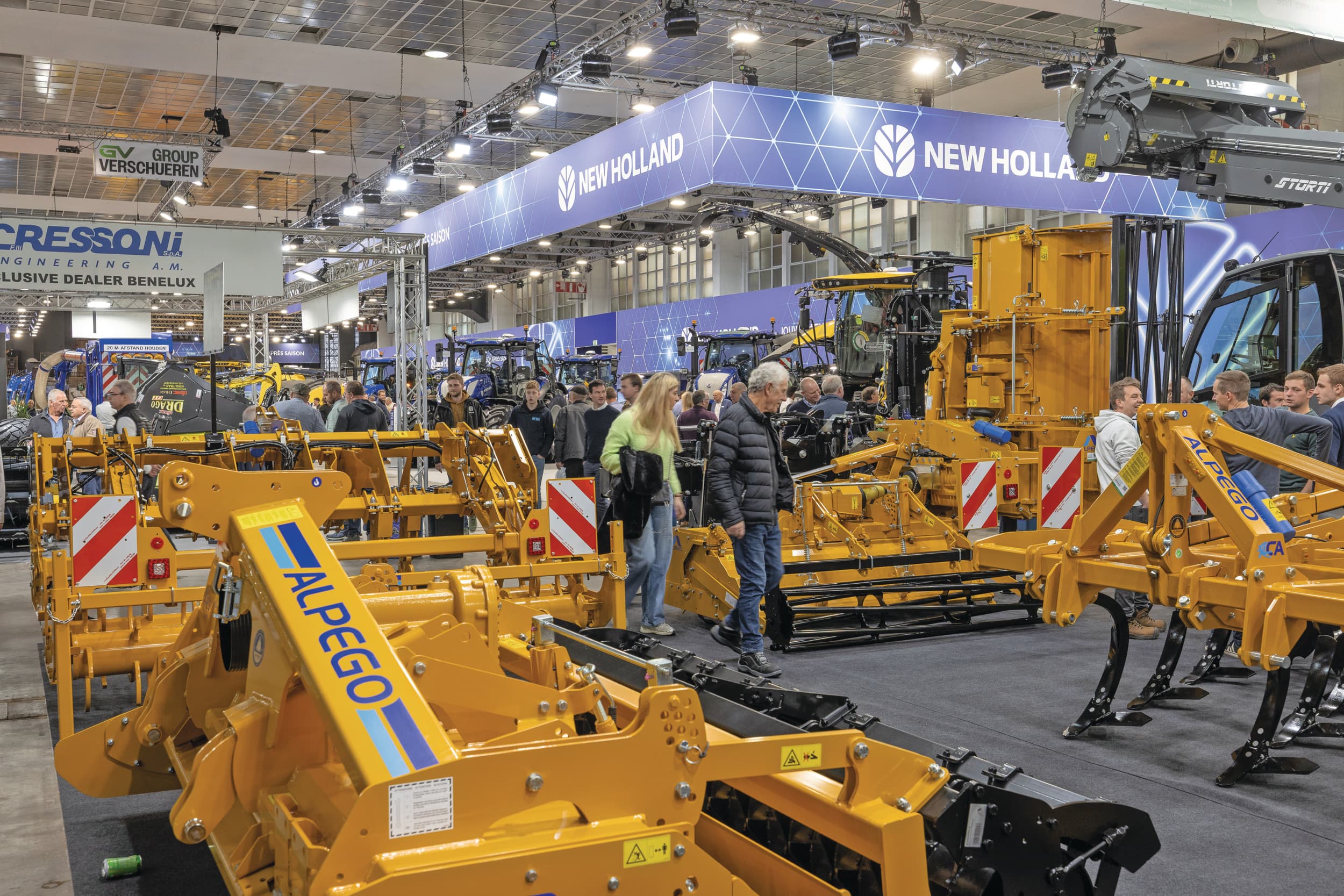 Op landbouwbeurs Agribex in Brussel geen wereldprimeurs, wel laten genoeg (Belgische) fabrikanten hun noviteiten zien. Foto's: Peter Roek