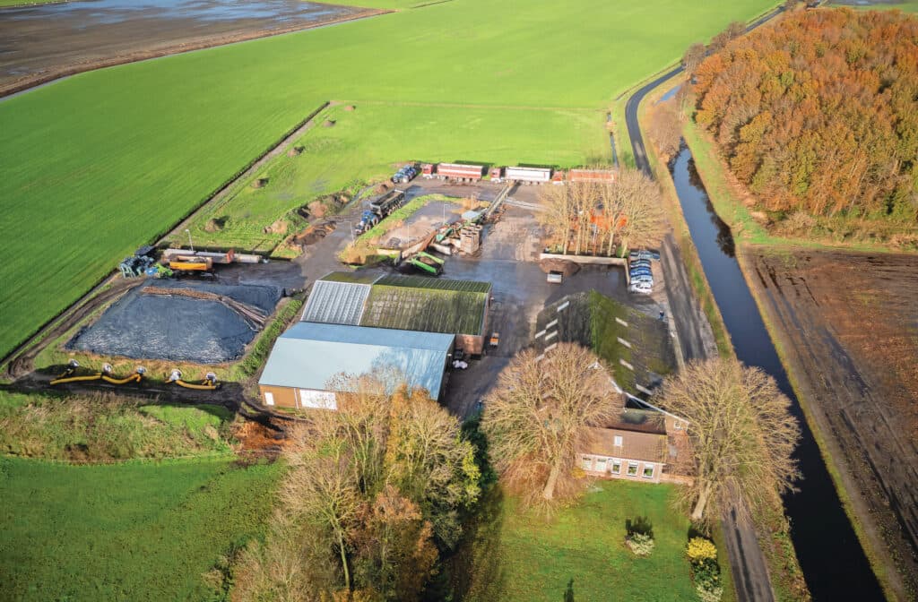 Het akkerbouwbedrijf van René Mesken ligt in Zuidoost-Friesland op twee locaties: Ravenswoud en Appelscha. Foto: Andrea van Schaik Fotografie