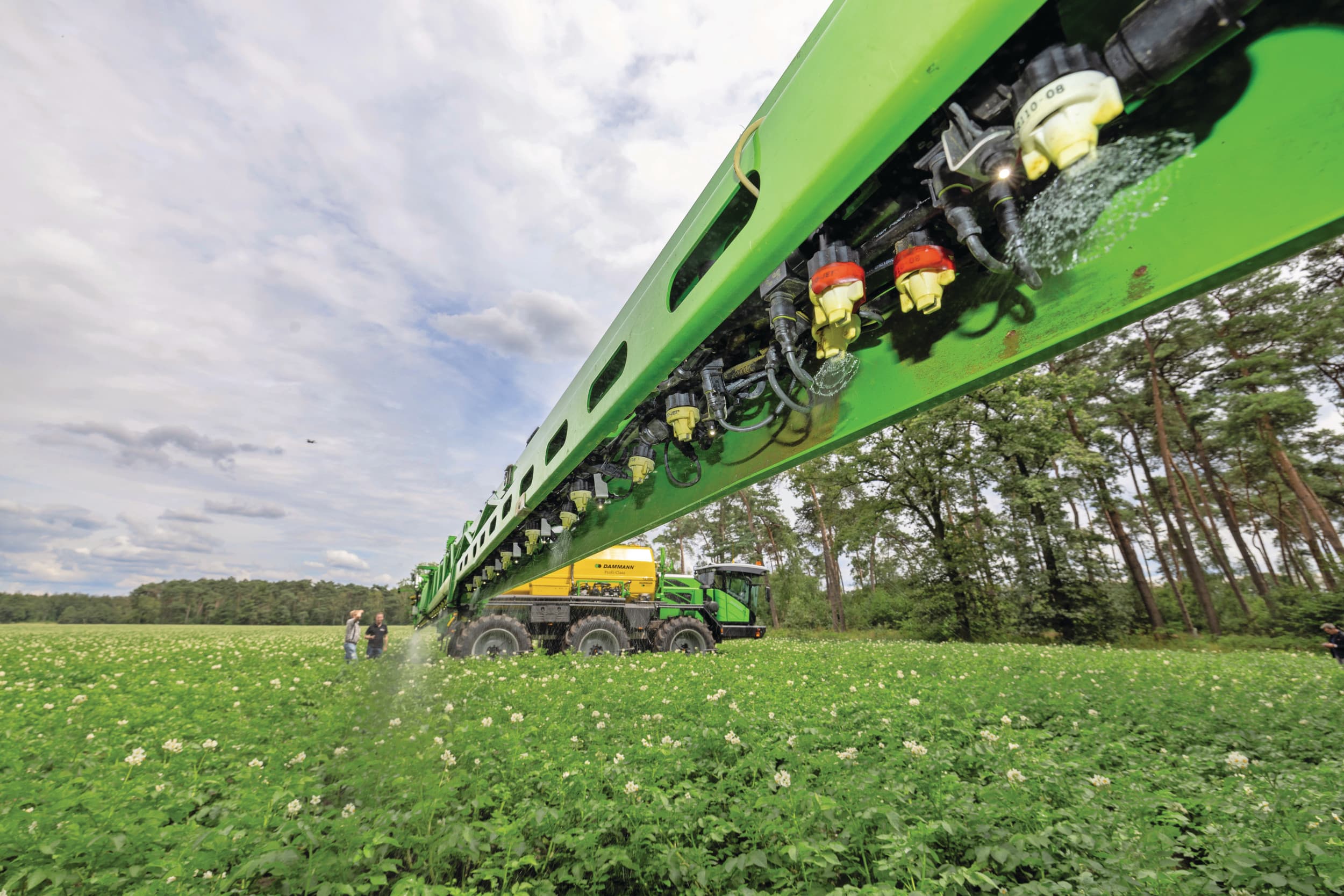 De hoogleraren begrijpen de wens tot vereenvoudiging van de toelatingsprocedure, maar waarschuwen voor de gevolgen van de voorgenomen afschaffing van periodieke herbeoordeling van middelen. Foto: Peter Roek