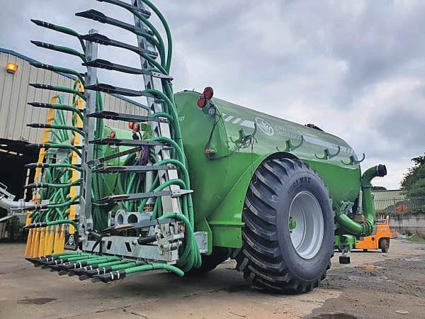 De Grasstech GT2450.
