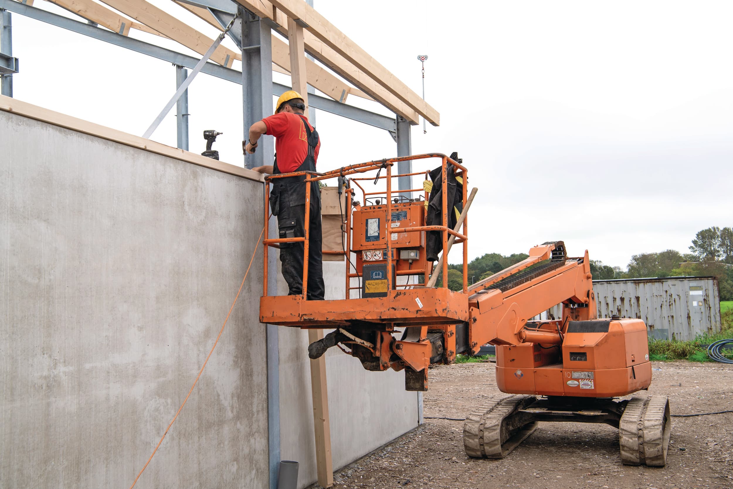 In de bouwsector zijn veel zzp’ers actief. Sinds vorig jaar wordt gehandhaafd op schijnzelfstandigheid, maar intussen wordt ook gesleuteld aan duidelijker regelgeving. Foto: Cor Salverius