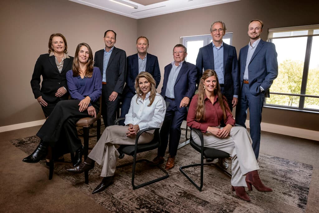 Het team van VasteLanden bestaat uit tien professionals met een achtergrond in vastgoed, financiën en vermogensbeheer.
