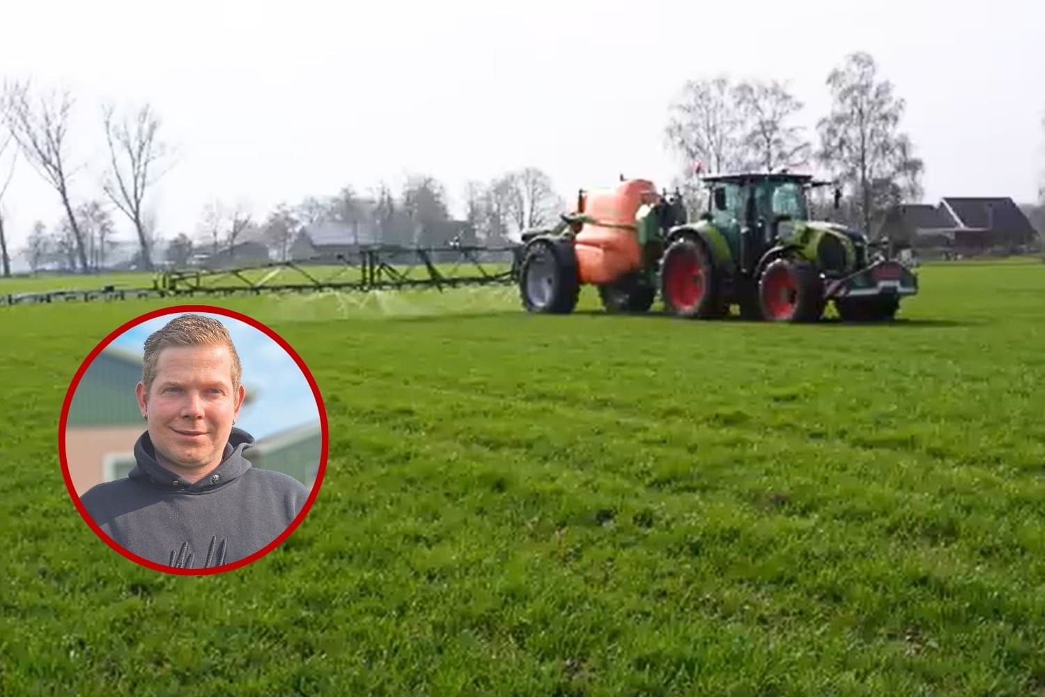 Geitenhouder Lars Beumer laat door een loonwerker met een veldspuit vloeibare kunstmest uitrijden. Foto: still YouTube en Laura Lenderink, beeldbewerking