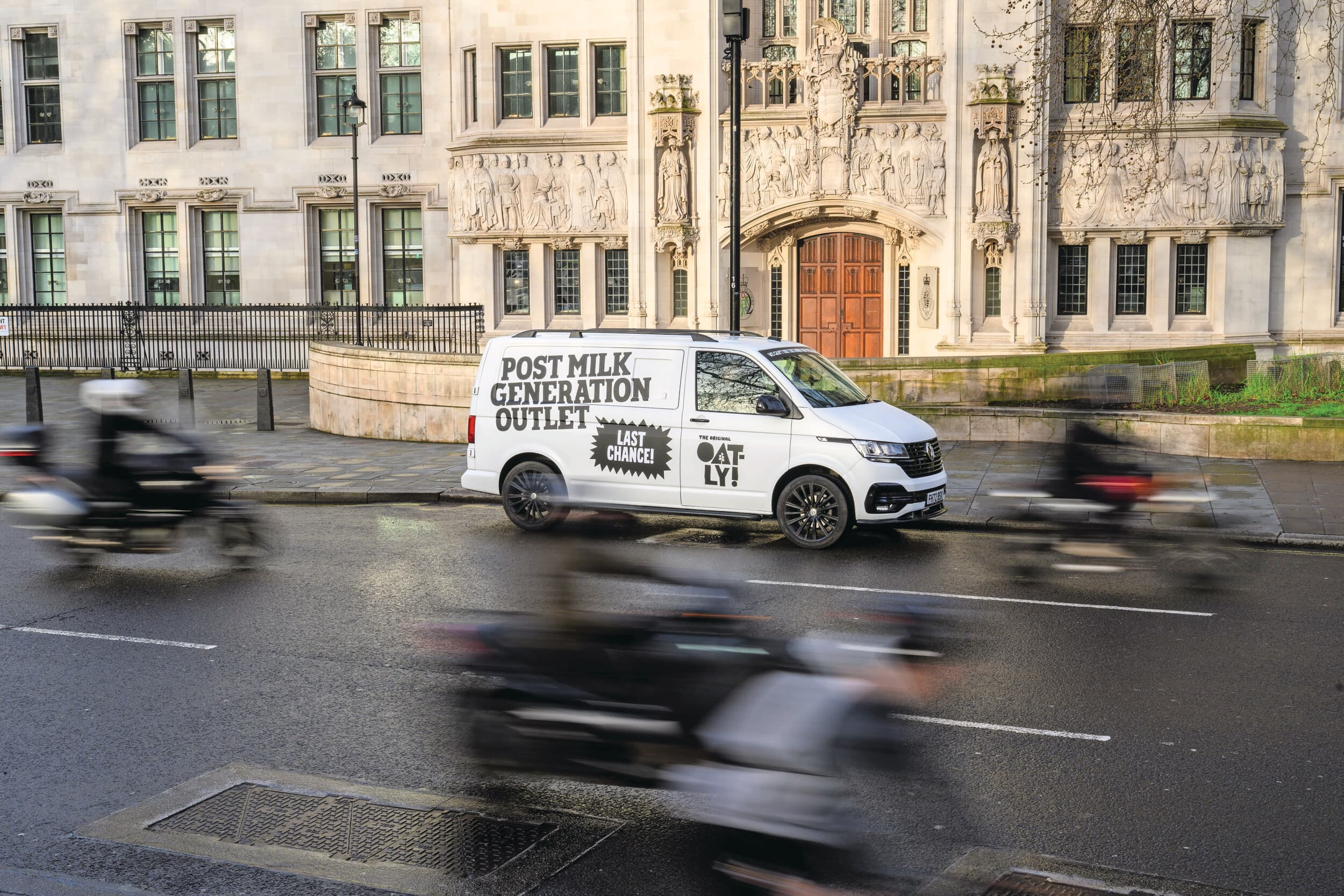 Oatly mag de term ‘post milk generation’ in het Verenigd Koninkrijk niet langer gebruiken. Foto: ANP