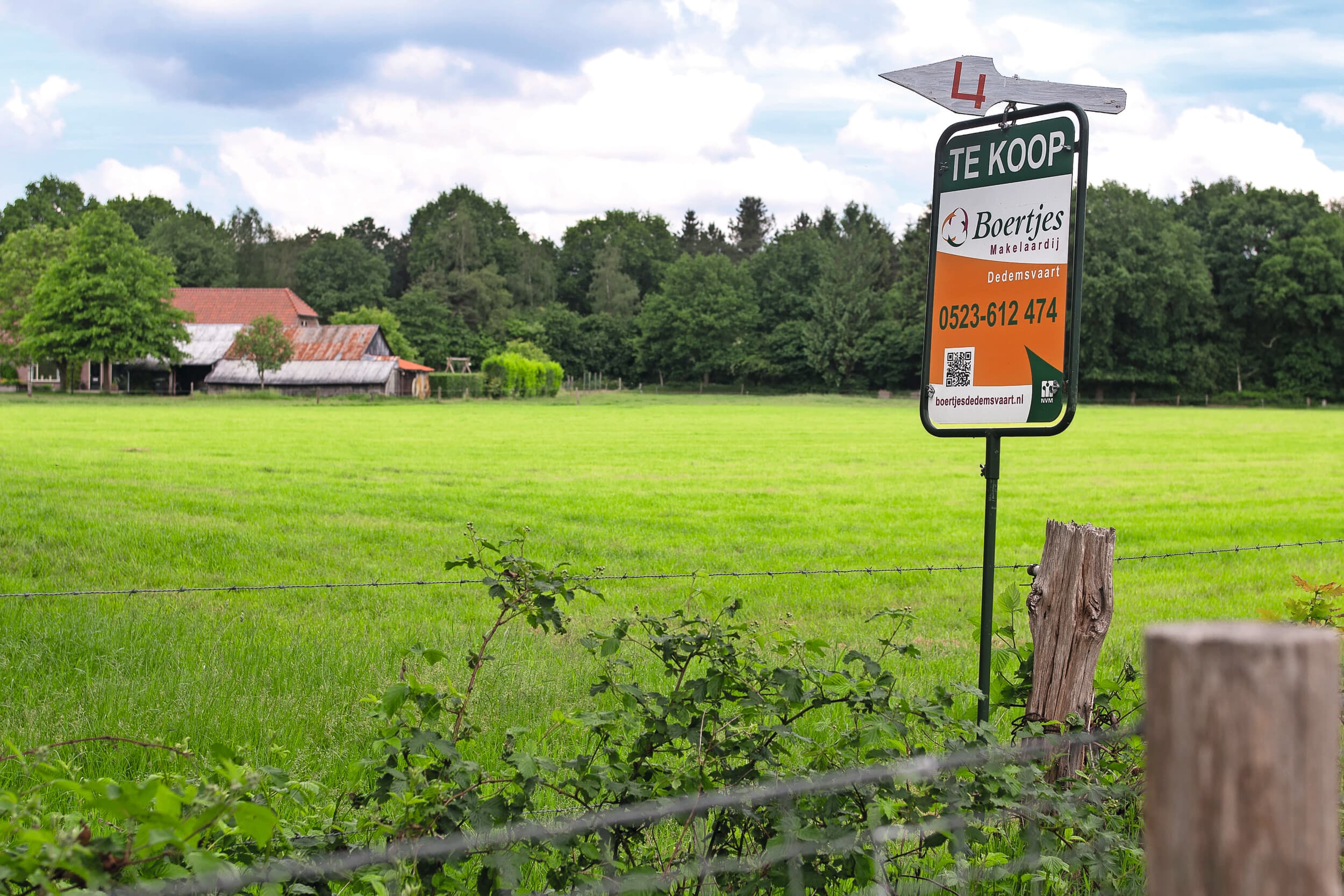 De bouw van nieuwe stallen mag door vergunningsperikelen grotendeels stil staan, financieringen gaan door. ‘Er wordt momenteel veel en fors in grond en tweede locaties geïnvesteerd’, constateert Ynsigt. Foto: Ronald Hissink