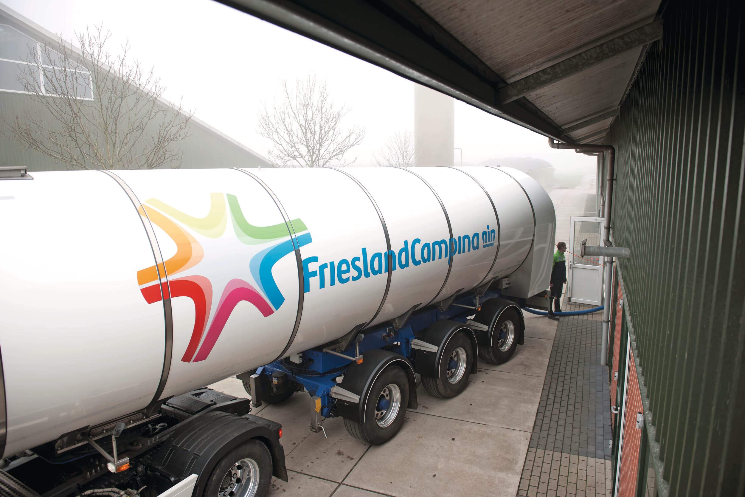 Voor het eerst sinds juni 2025 verhoogde FrieslandCampina de garantieprijs weer. Met €41,50 per 100 kilo melk kregen melkveehouders over leveringen in april €2,50 meer dan in maart. Of deze melkprijsstijging de komende maanden doorzet, is nog onzeker. Foto: Mark Pasveer