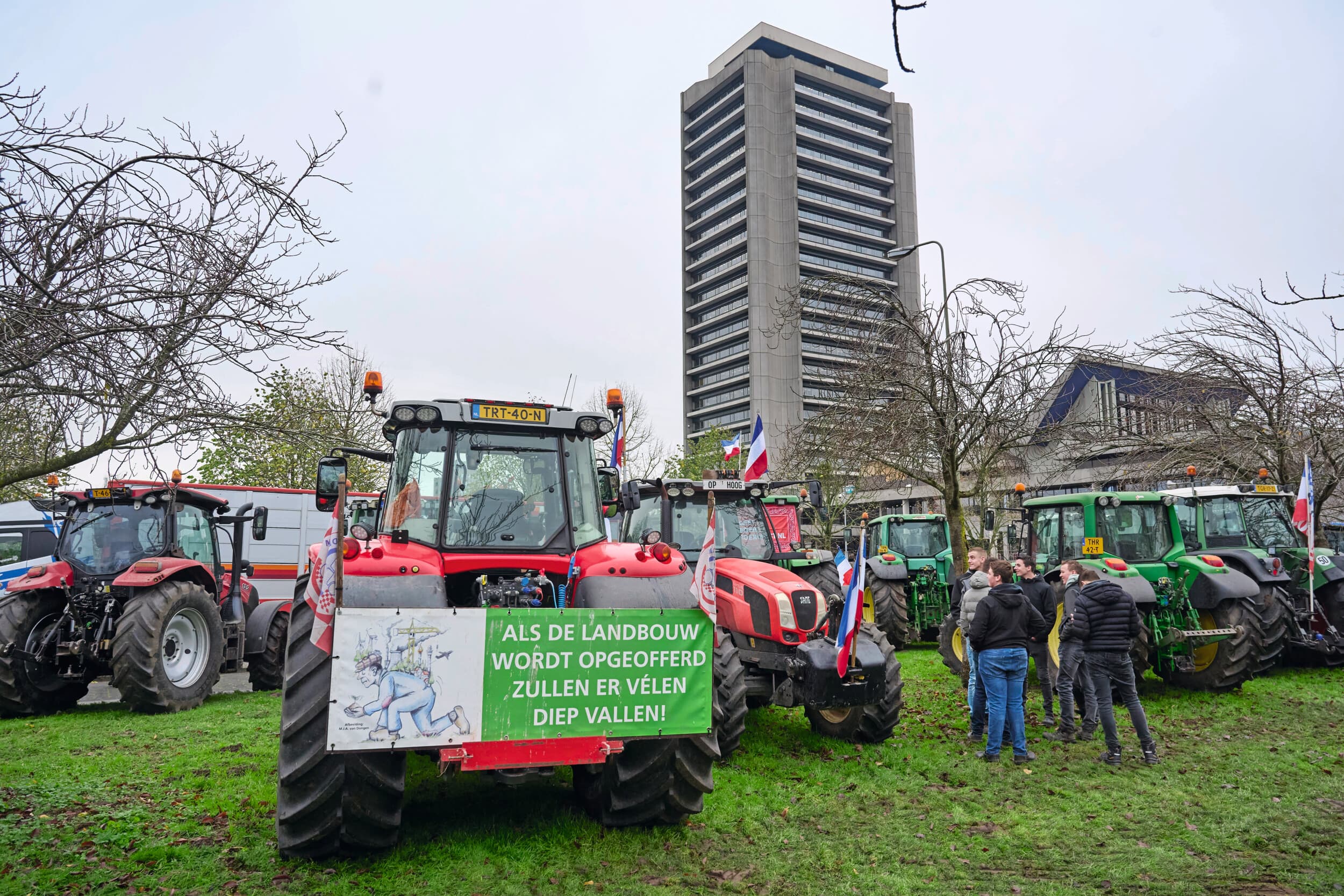 Boeren protesteerden deze winter tegen de Brabantse plannen bij het provinciehuis. Foto: Van Assendelft Fotografie
