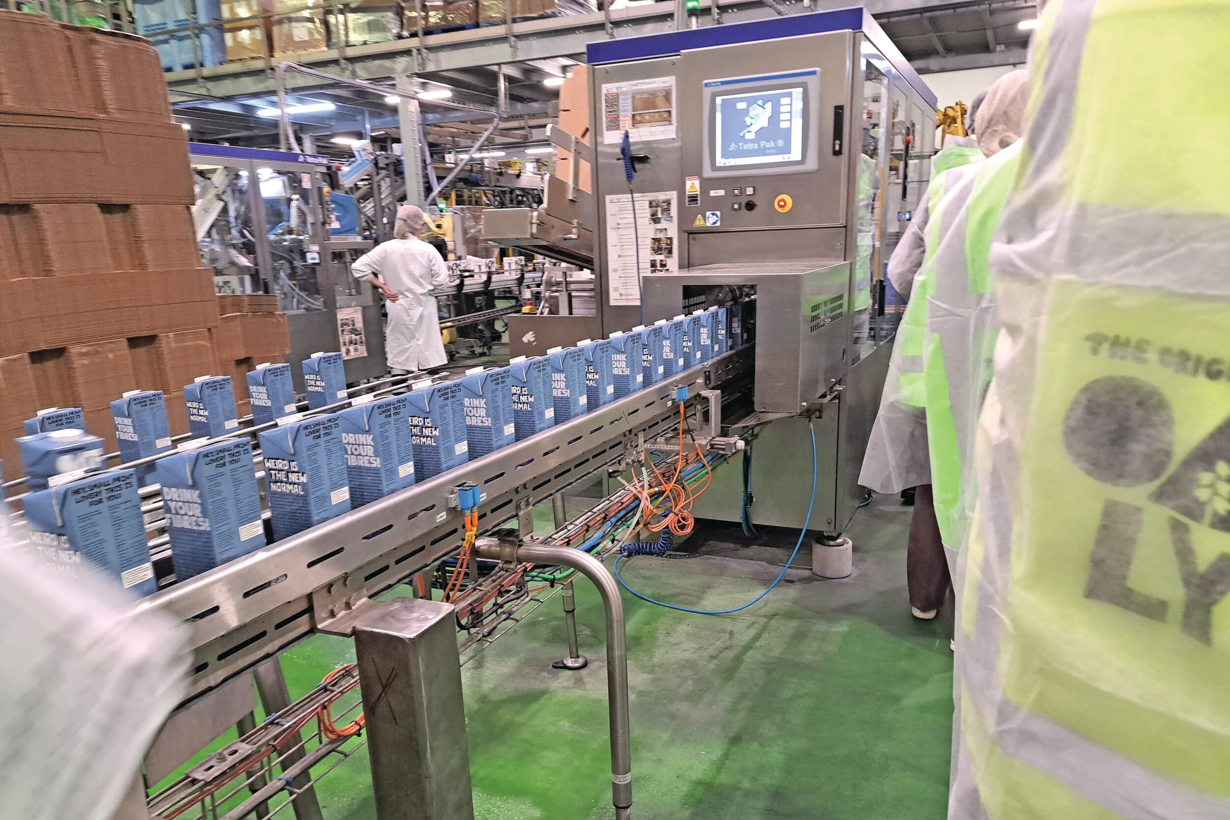 Oatly gaat in de fabriek in Vlissingen volgend jaar havermelk produceren van Zeeuwse haver. Foto’s: Mariska Vermaas