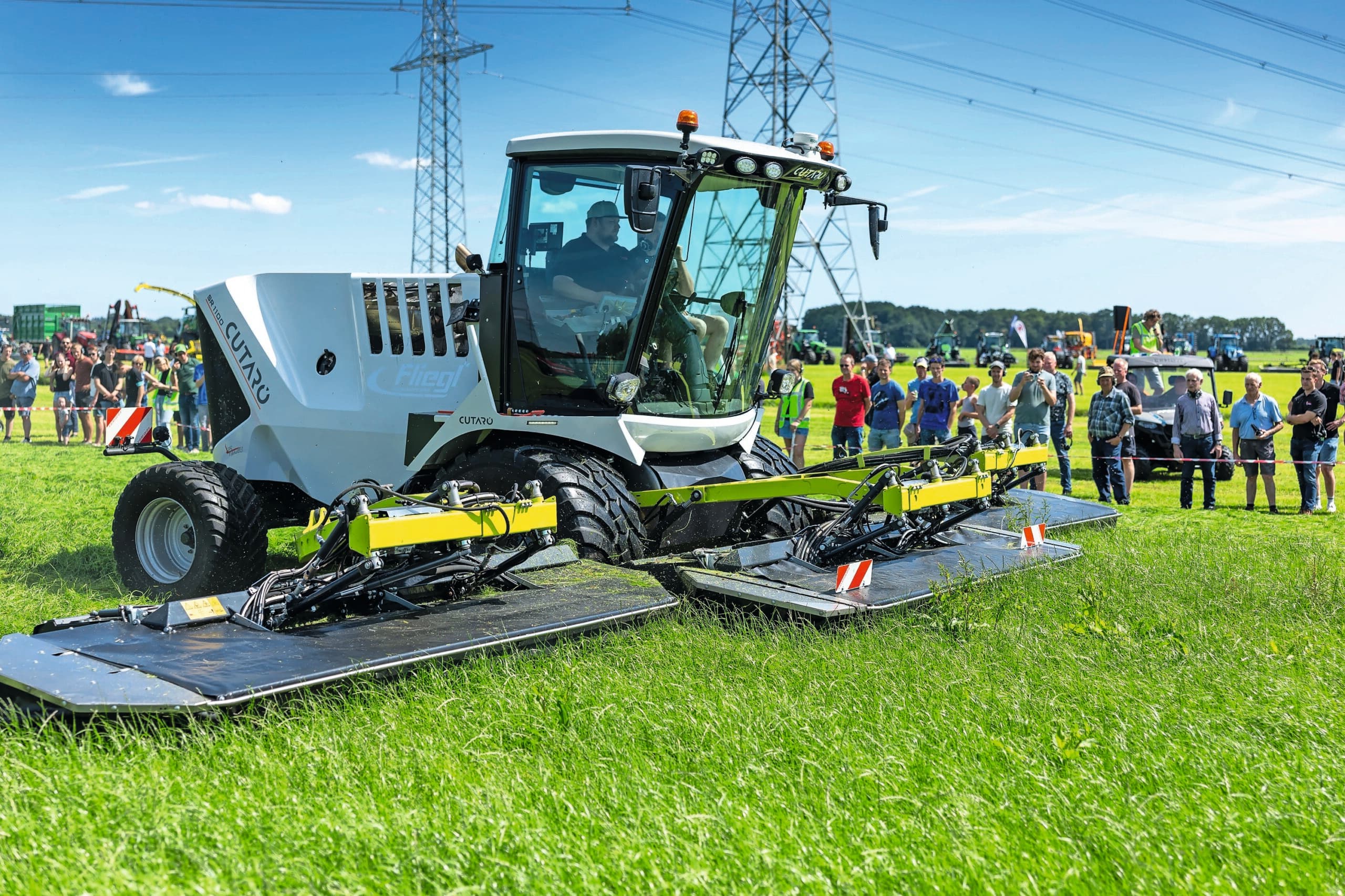 Video | Bekijk nieuwste maaiers en primeurs in actie