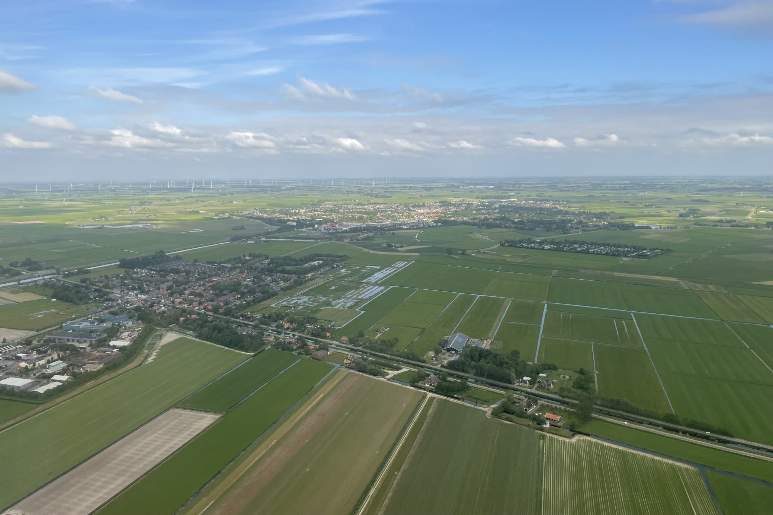 Landbouwgrond blijft duur ondanks daling in mei