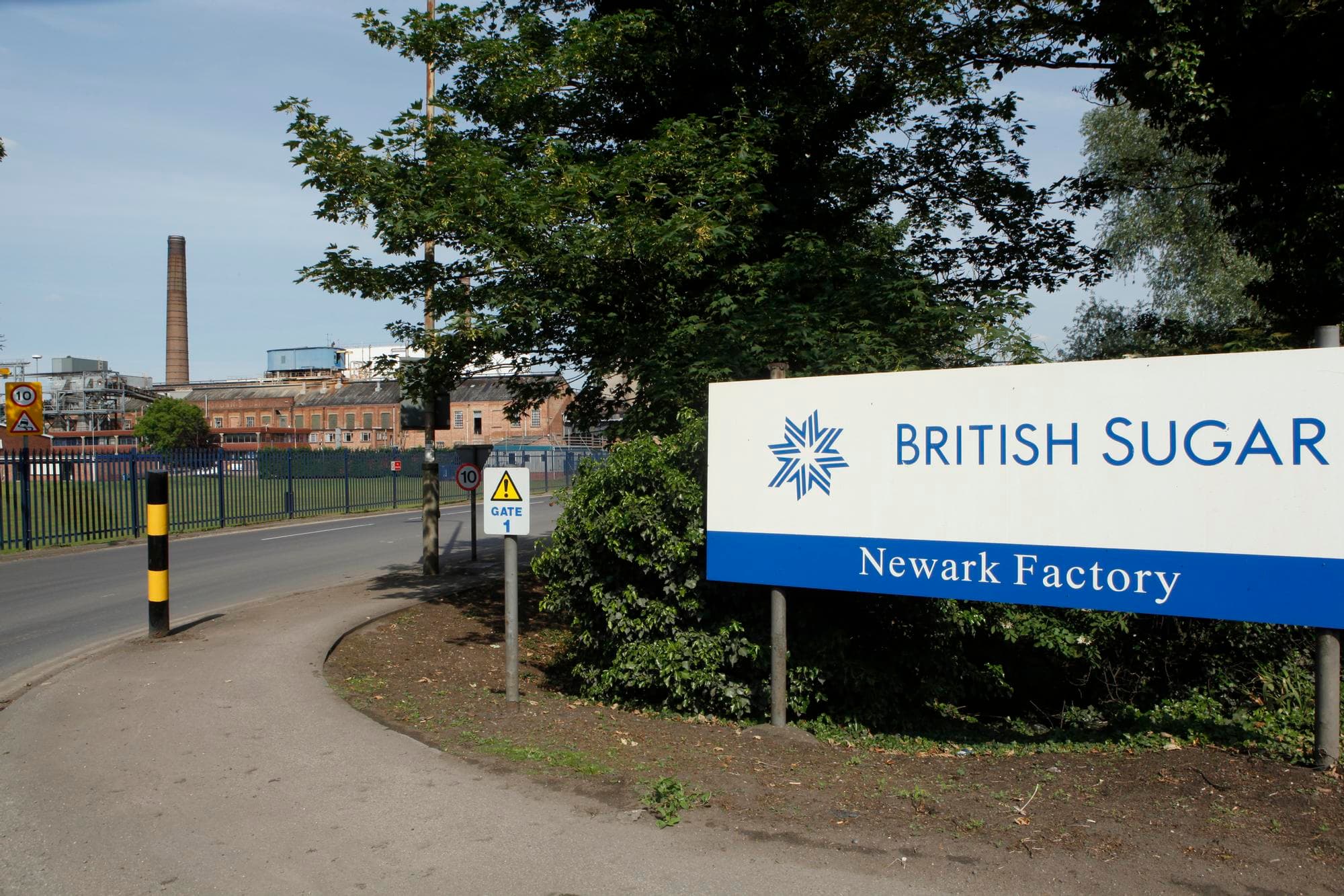 De entree van Newark Factory, een van de suikerfabrieken van British Sugar. Foto: Henk Riswick