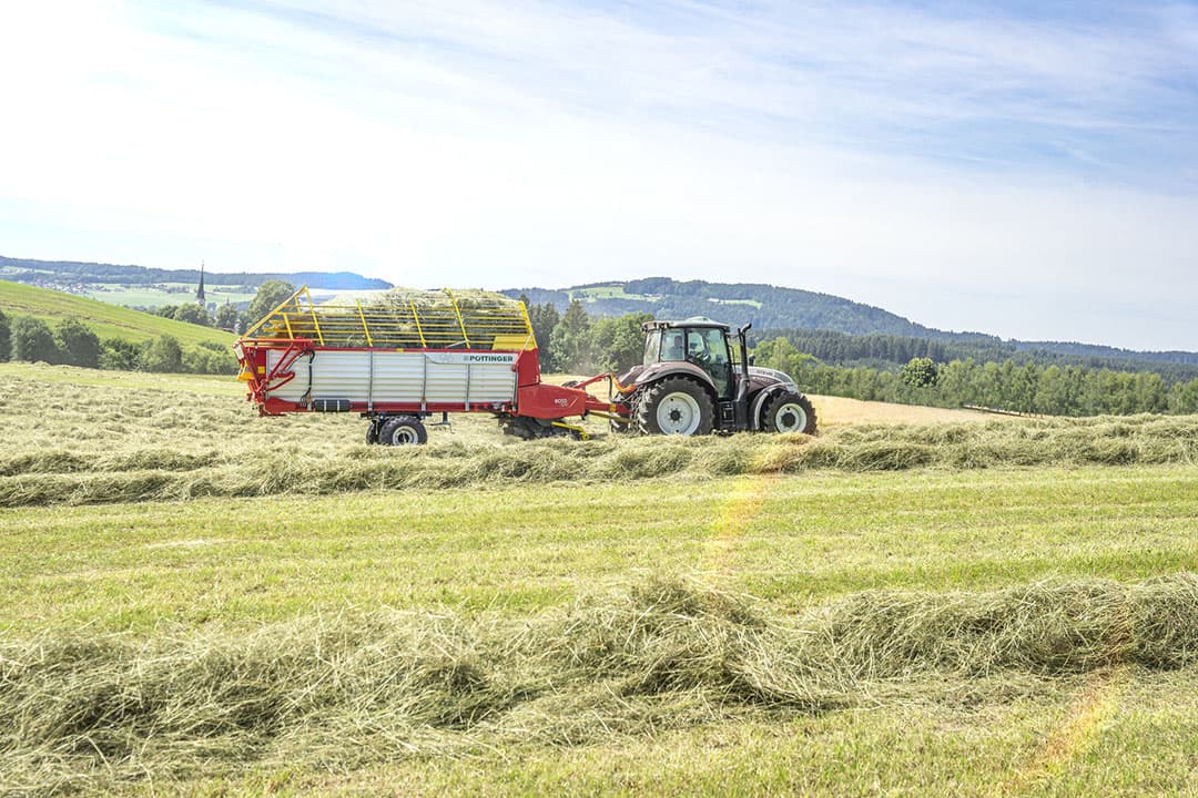 De nieuwe serie Boss 3000-opraapwagens wordt vanaf deze maand geproduceerd. De levertijd is een halfjaar, prijzen zijn nog niet bekend. - Foto: Pöttinger
