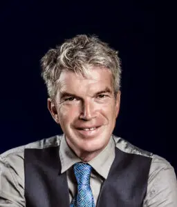 Cor Verkade: "We beloven geen koeien met gouden hoorns, maar proberen onze klanten het optimale rendement te bieden en ook een spaarpot te maken voor slechtere tijden." - Foto: Van Dam, Van Dam & Verkade