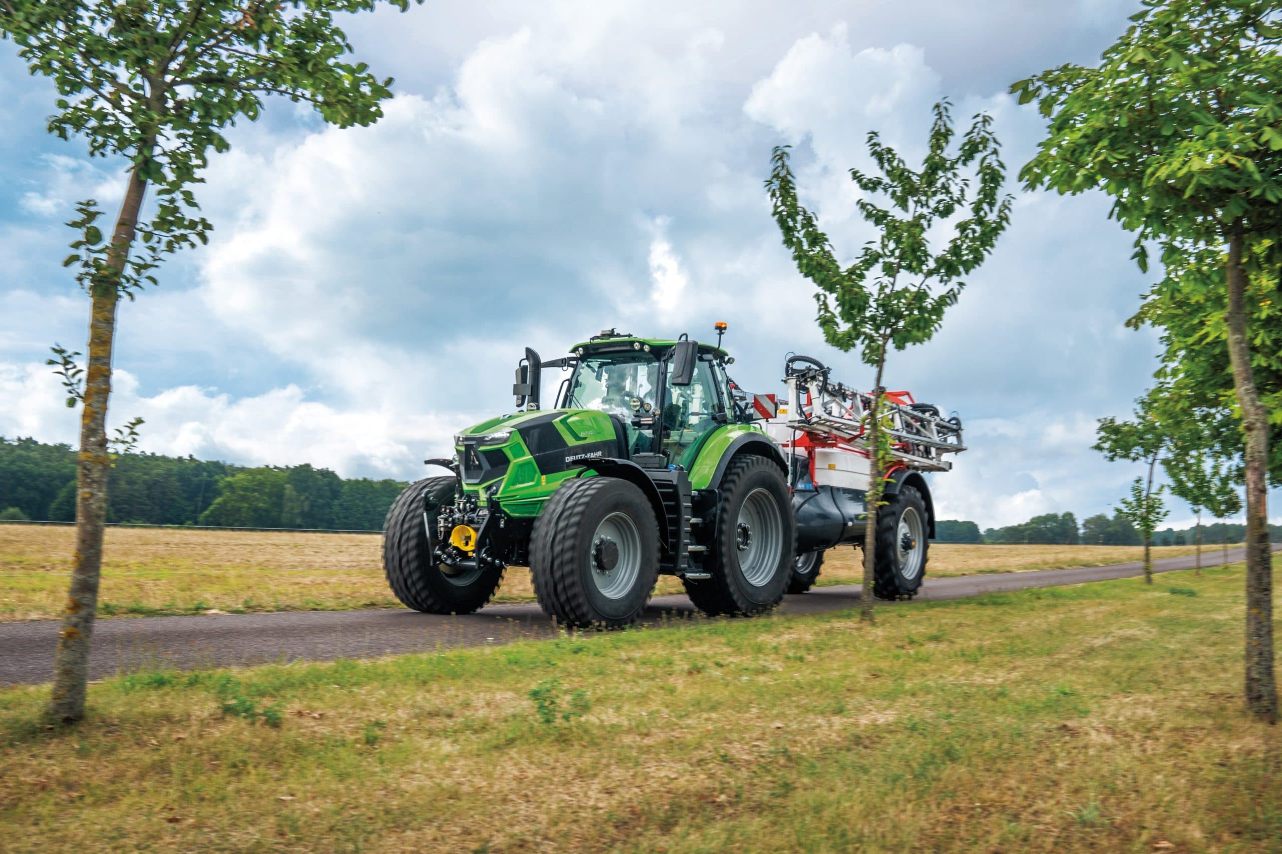 Deutz-Fahr biedt zijn 6-serie aan met een MaxiVision-cabine die in drie comfortvarianten verkrijgbaar is: de basis MaxiVision, de MaxiVision Plus en de MaxiVision Pro. - Foto's: Deutz-Fahr