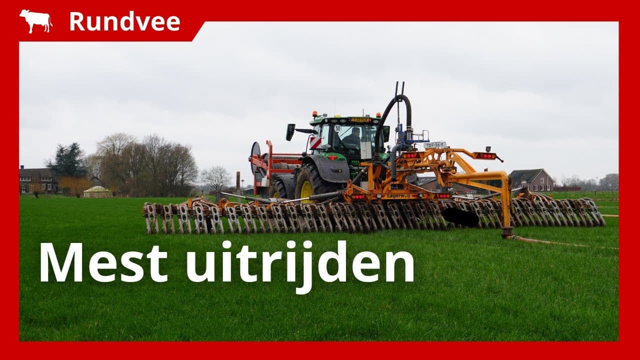 Mest uitrijden op hoger liggende percelen met loonbedrijf Lagerweij