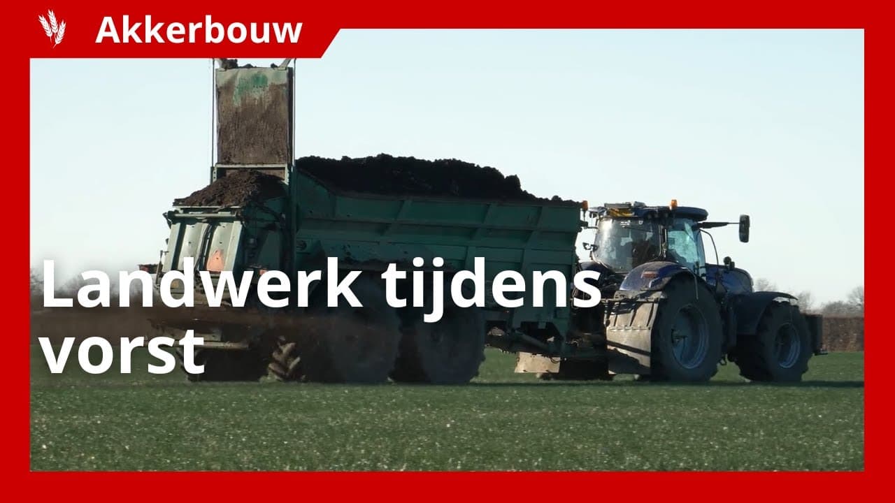 Compost strooien en wintertarwe zaaien met vorst