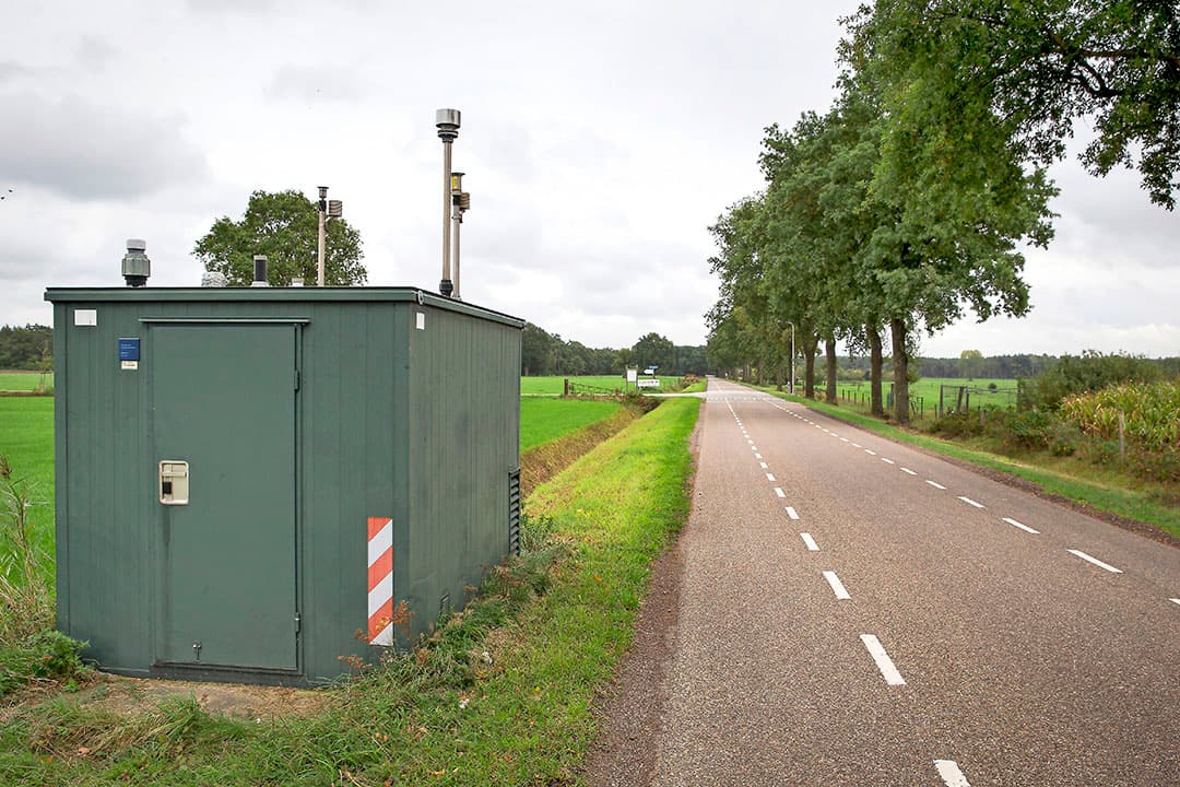 Meetstation van het Rijksinstituut voor Volksgezondheid en Milieu (RIVM). Het meetstation maakt deel uit van het Landelijk Meetnet Luchtkwaliteit, dat onder meer stikstofdioxide meet. - Foto: ANP