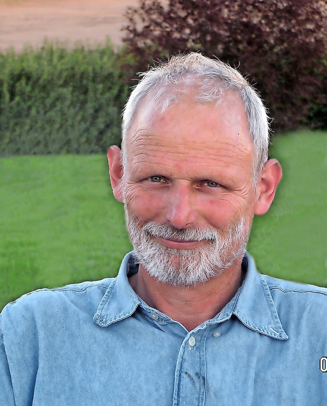 Henk Schuur heeft een bedrijf met zowel vleeskuikens als een akkerbouwtak in Canada.