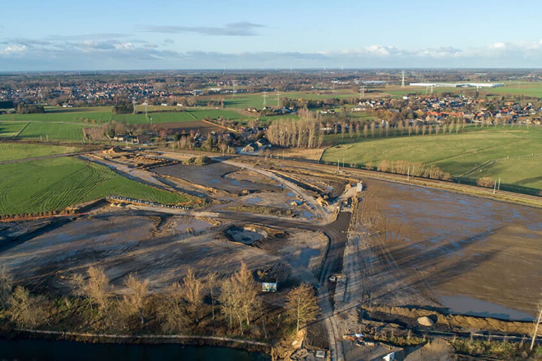 De locatie op bedrijvenpark Zevenellen waar de mestverwerker komt. Foto: OML bvD