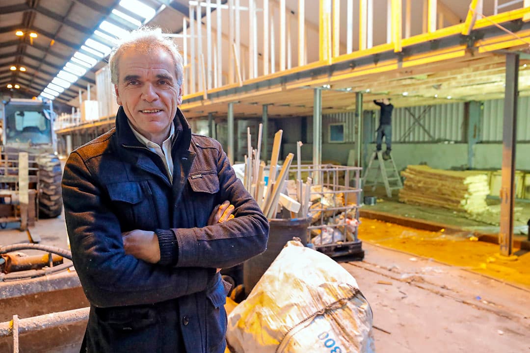 Maarten Rooijakkers bouwt in Aarle Rixtel (N.-Br.) het varkensbedrijf dat hij met zijn broer John heeft om tot een recreatief kenniscentrum over de varkenshouderij.