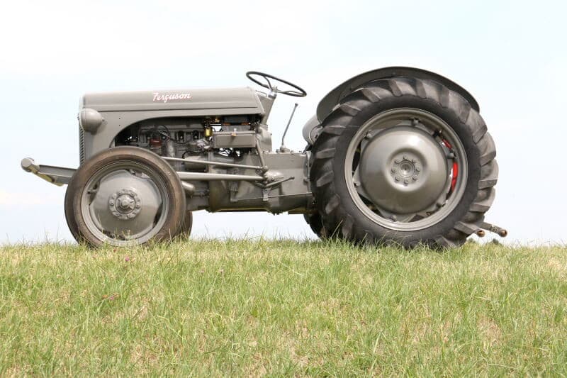 Enkele decennia later deed deze Deutz F4L-514 uit 1966 met 65 pk goed mee in het toenmalig zwaardere segment. Daarnaast een Deutz D-5006 met 45 pk. Dit type werd gebouwd vanaf 1968.