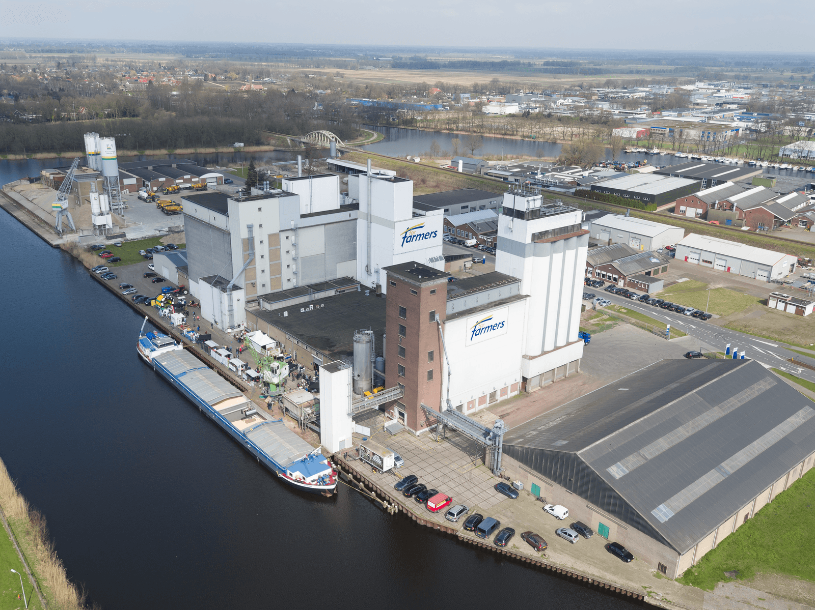 ForFarmers zal zijn strategie van schaalvergroting doorzetten om in de laagrenderende mengvoermarkt structureel winstgroei te generen. - Foto: Michel Velderman