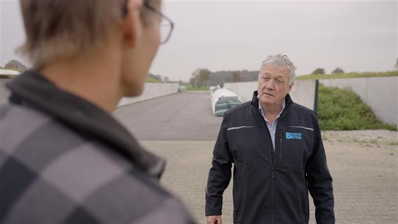Cor adviseert direct op locatie; elke sleufsilo begint met een goed gesprek.