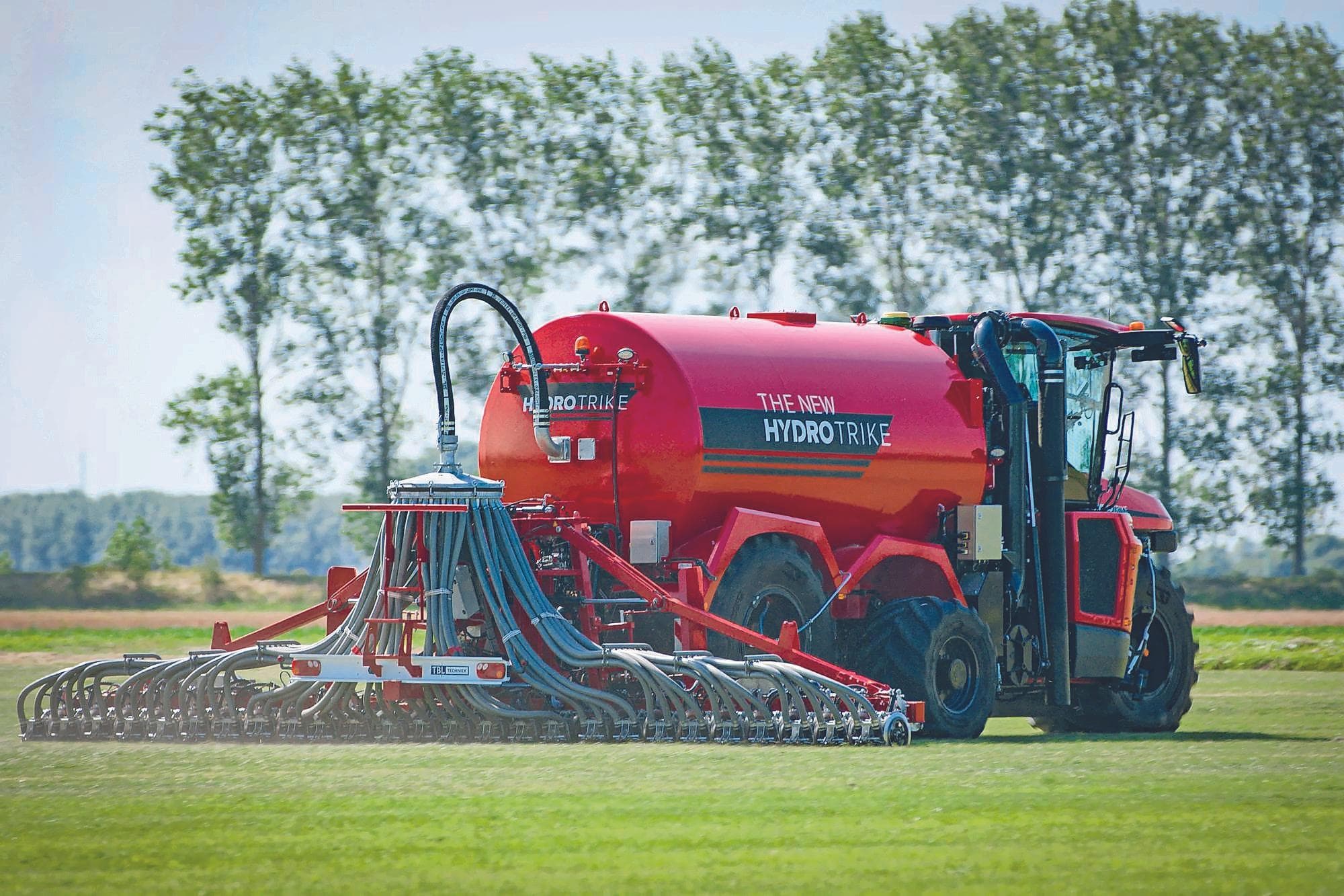 Trioliet komt met een nieuw DEDB-weegsysteem voor grotere voermengwagens met tandemonderstel, zoals deze Trioliet Solomix3 ZKX. Foto: Trioliet