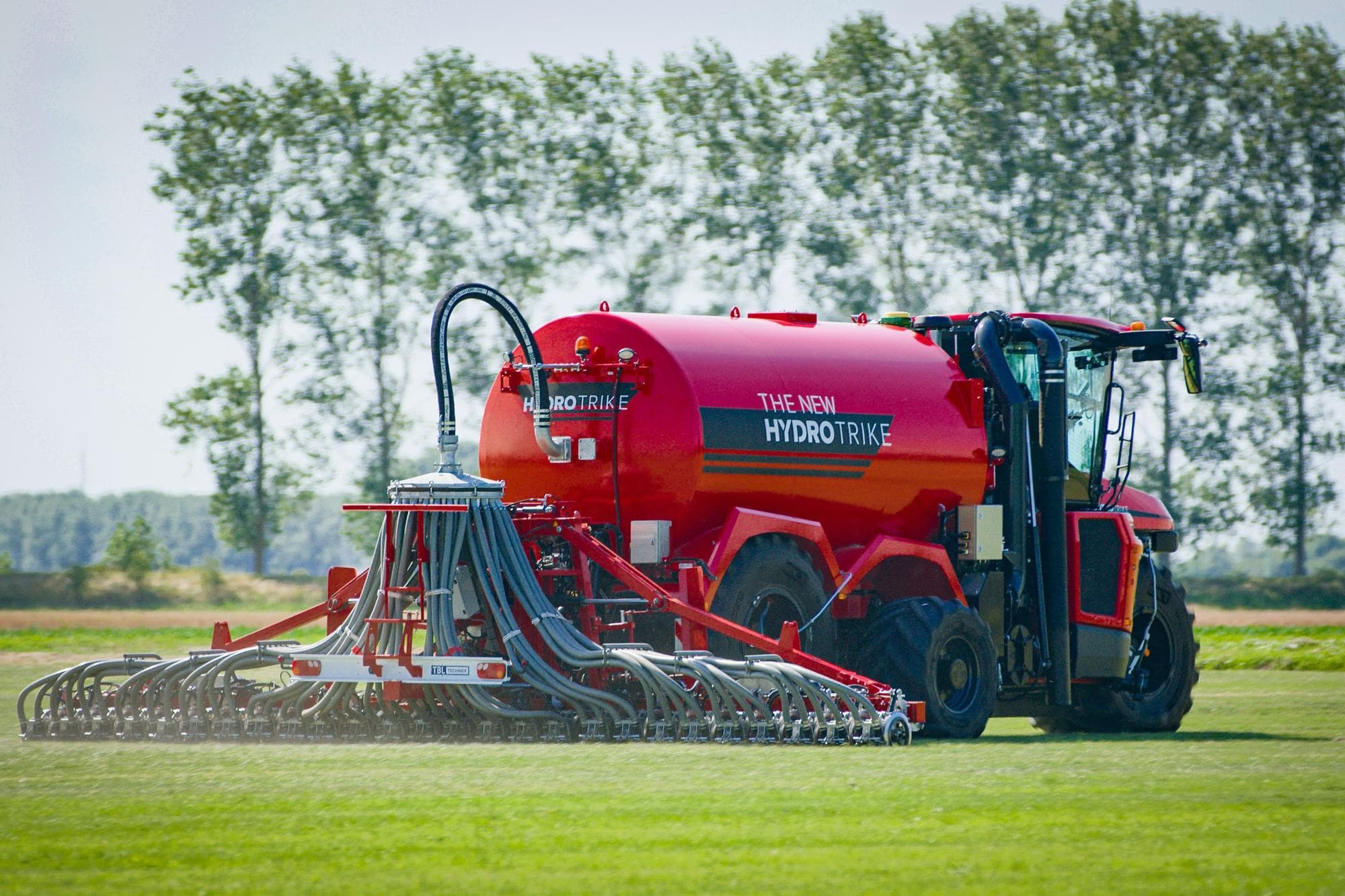De derde generatie Vervaet Hydro Trike krijgt een nieuwe aandrijflijn, een Mercedes MTU-motor, een hoger hefvermogen en een vernieuwde cabine. Foto: Vervaet