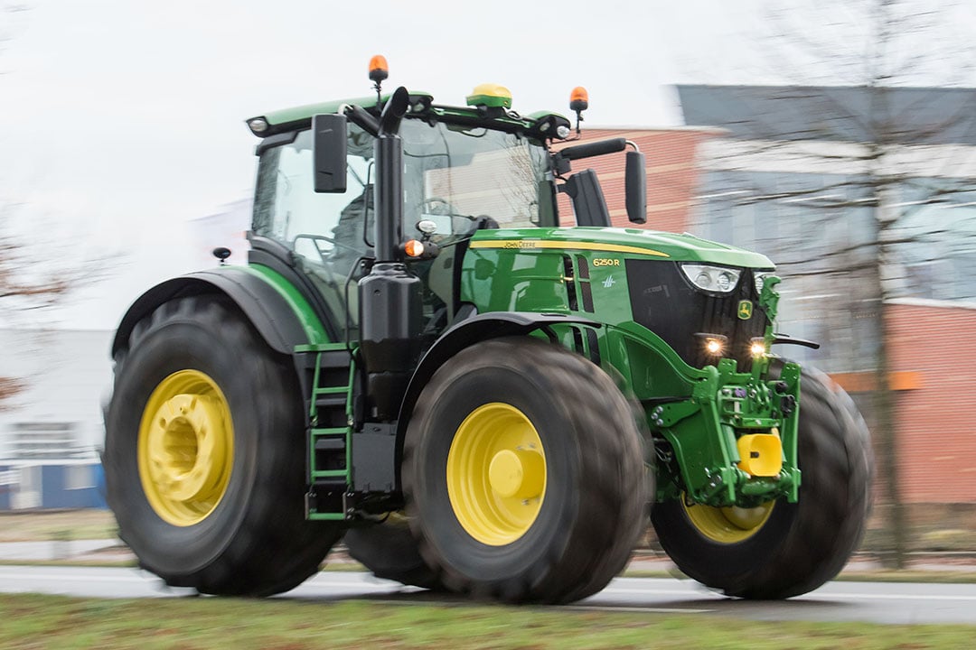 John Deere hevelt productie 6R over naar Europa Boerderij