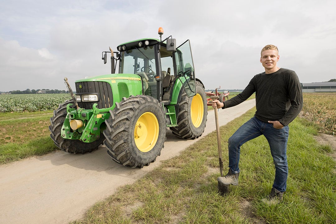 Het bedrijf heeft 58 hectare in gebruik maar Leon spreekt liever van grond waarover hij en zijn ouders rentmeesters mogen zijn.