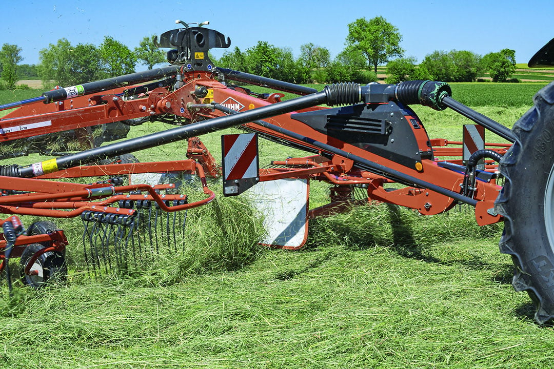 Onderdelen van het hydraulieksysteem zijn nu meer inwendig weggewerkt, dus minder kwetsbaar. - Foto: Kuhn