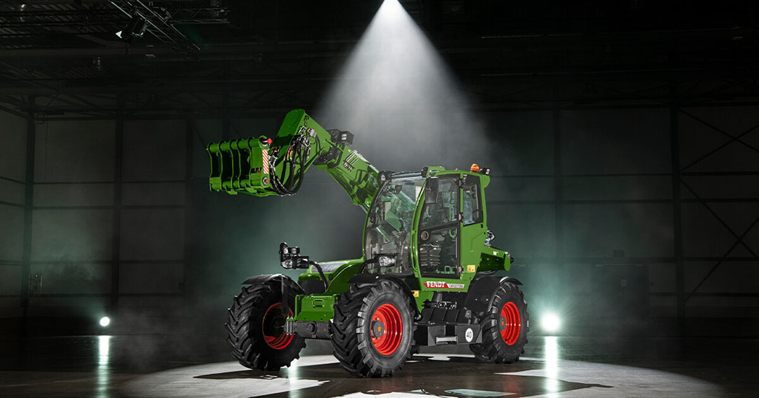 De nieuwe Fendt T740 tilt maximaal 4 ton en maximaal 7,7 meter hoog.