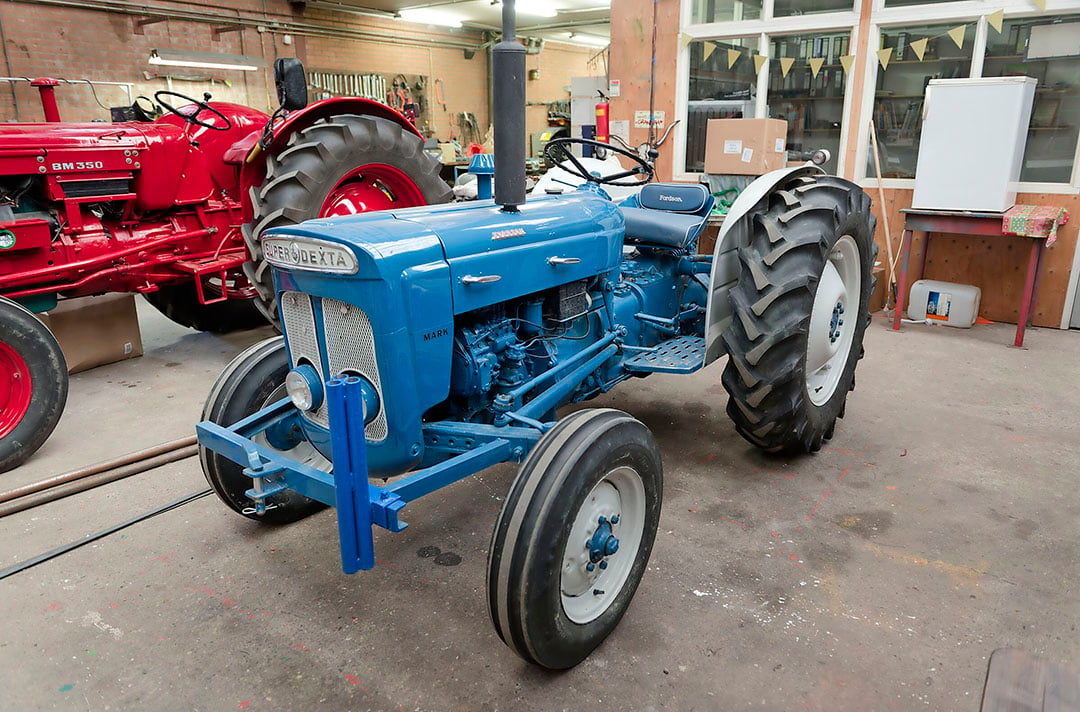 Naast de Allis-Chalmers FD3 heeft Stoop ook een Fordson Super Dexta.