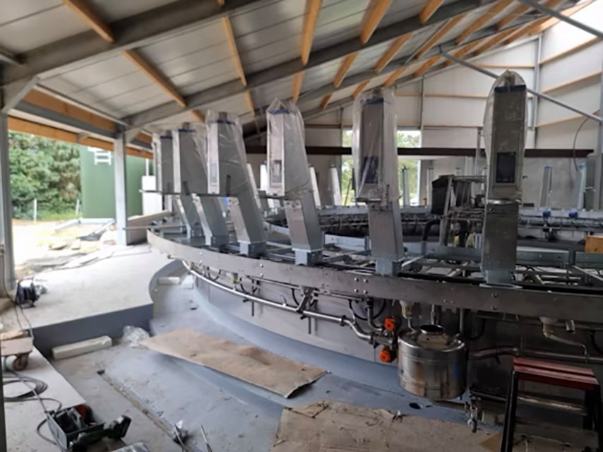 Carrousel buitenmelker 44 stands
