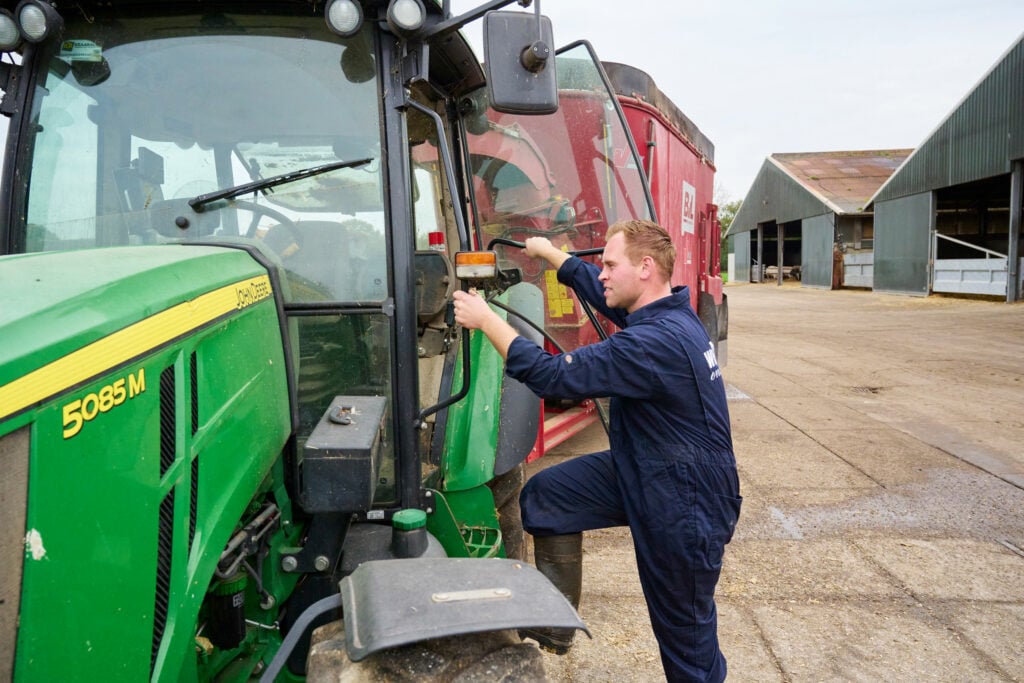 “Om meer overzicht te krijgen, hebben we gas teruggenomen en de diverse activiteiten zoals de fokkerij en varkenstak stopgezet, waardoor we nu beter zijn ingeregeld”, aldus Stijn.