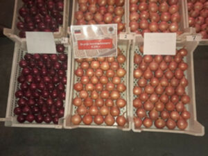 De winnende kratjes. Van links naar rechts eerste tweede en derde prijs. Foto: Martin Smits